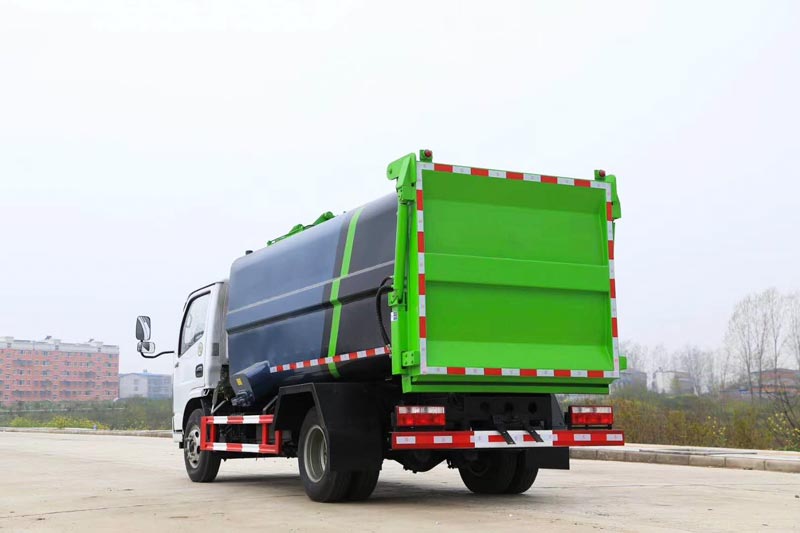 程力国六蓝牌东风小多利卡侧装压缩垃圾车|自装卸式垃圾车（6-8方）